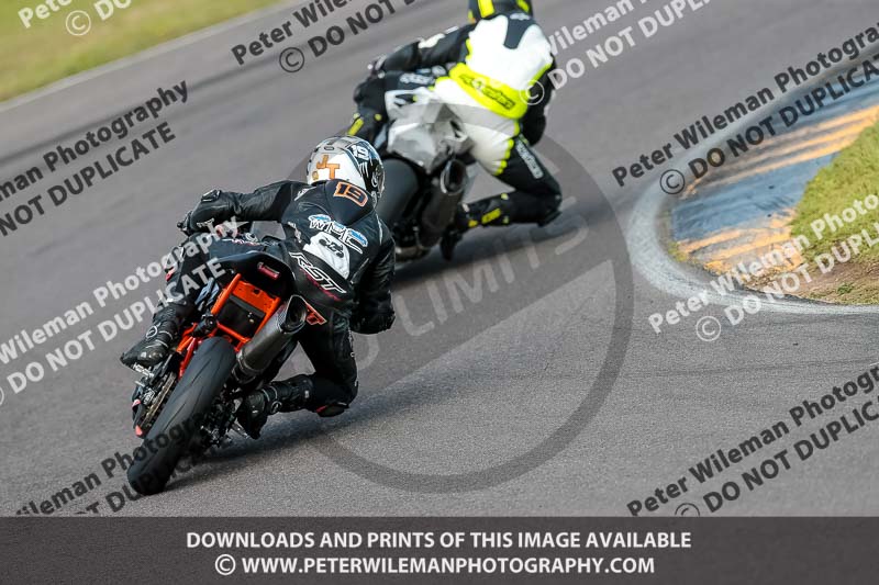PJM Photography;anglesey no limits trackday;anglesey photographs;anglesey trackday photographs;enduro digital images;event digital images;eventdigitalimages;no limits trackdays;peter wileman photography;racing digital images;trac mon;trackday digital images;trackday photos;ty croes
